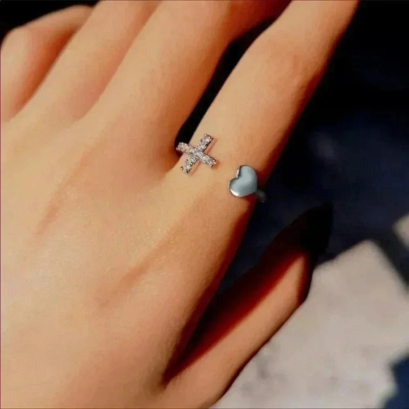 Silver Crystal Cross & Heart Adjustable Free Size Open Ring NWT - Picture 2 of 3
